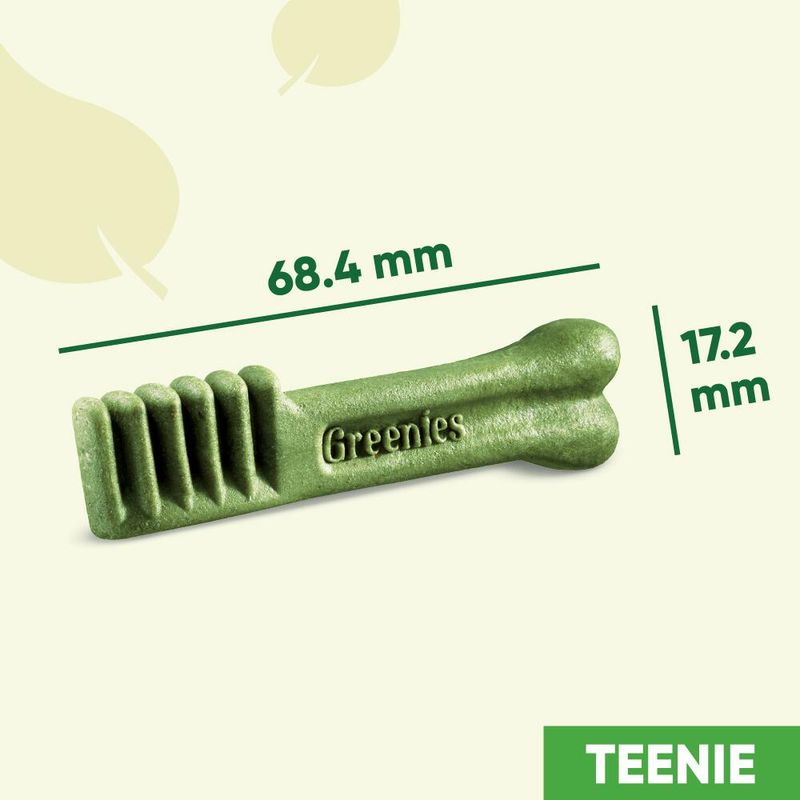 Greenies Daily Oral Care Dental Treats for Teenie-Sized Adult Dogs review