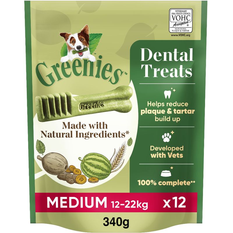 Greenies Daily Oral Care Dental Treats for Medium-Sized Adult Dogs review