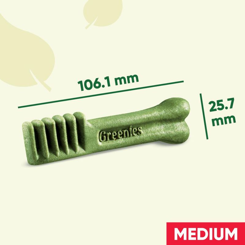 Greenies Daily Oral Care Dental Treats for Medium-Sized Adult Dogs review