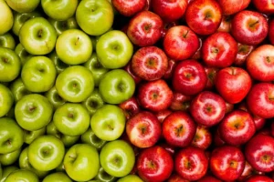 Can dogs eat Apples
